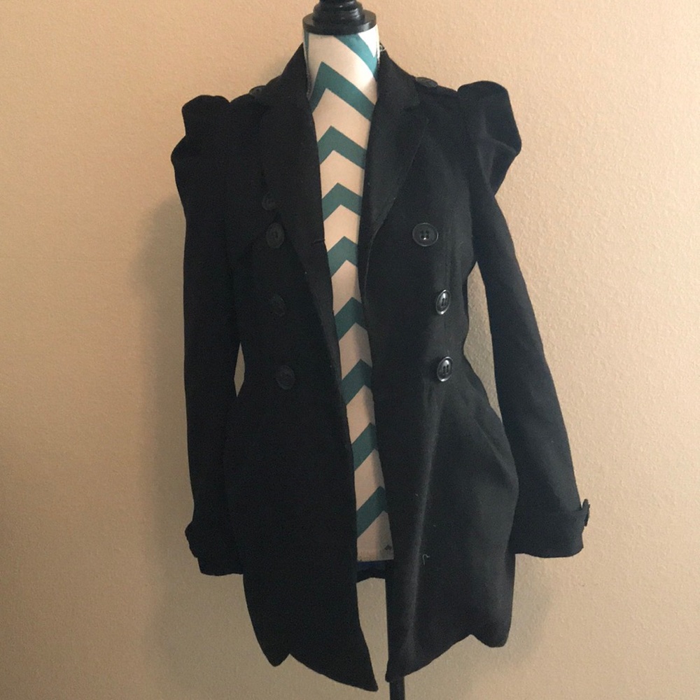 Puffy shoulder winter pea coat